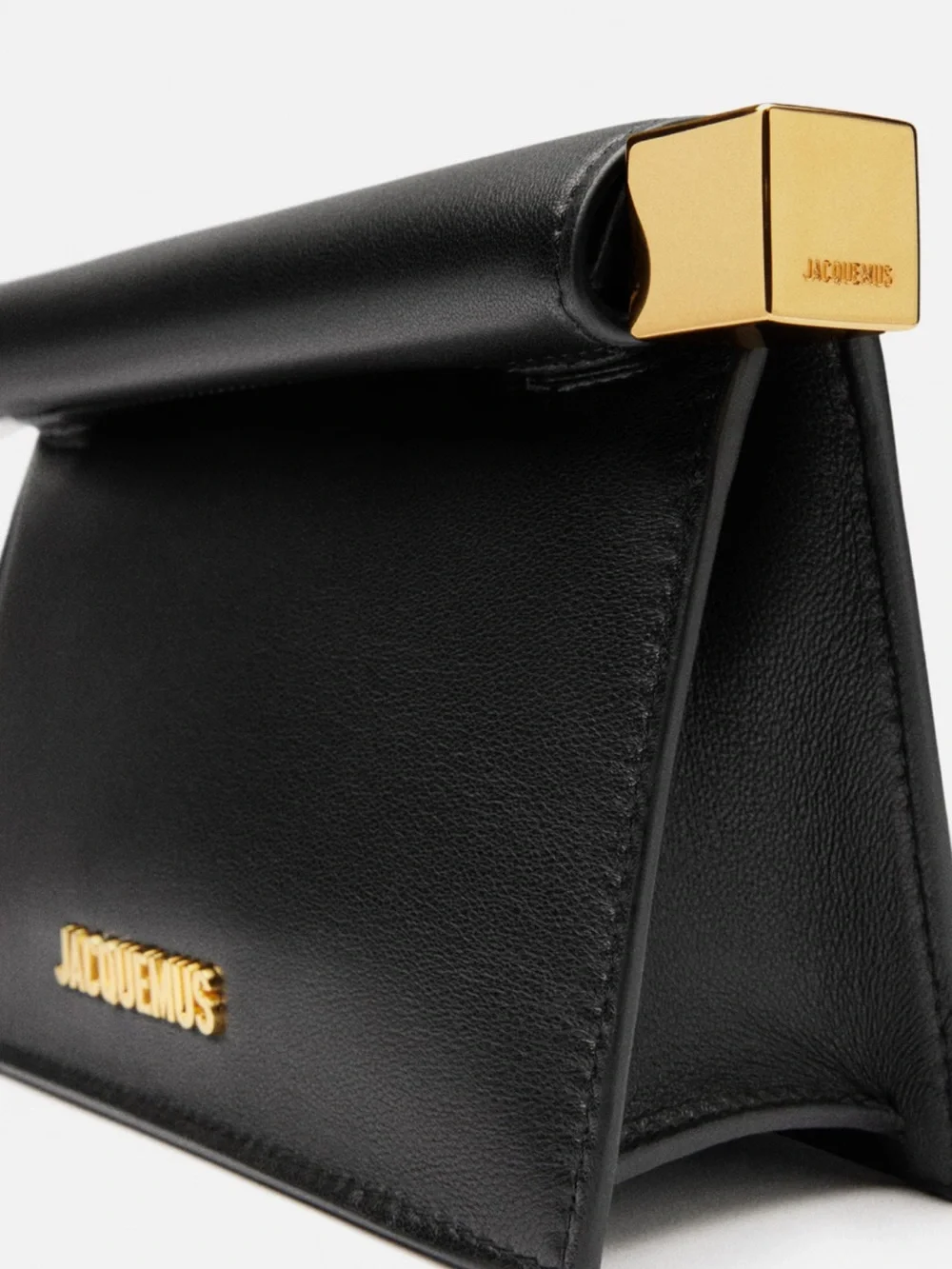 Jacquemus compact leather